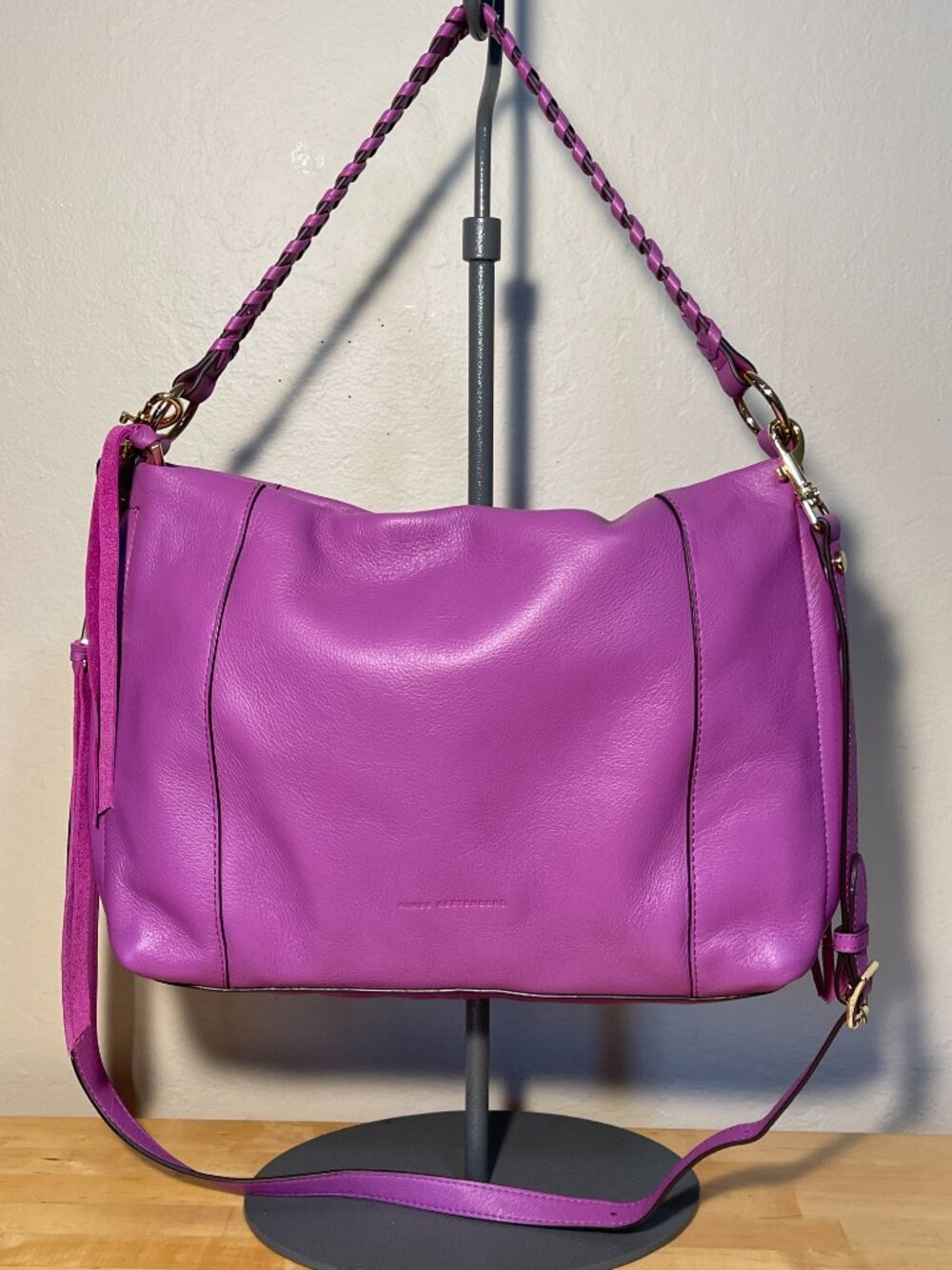 Aimee Kestenberg Pink Leather Shoulder/Crossbody bag Zippered pockets on front